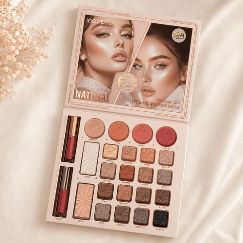 1 Pager All In One Makeup Kit
