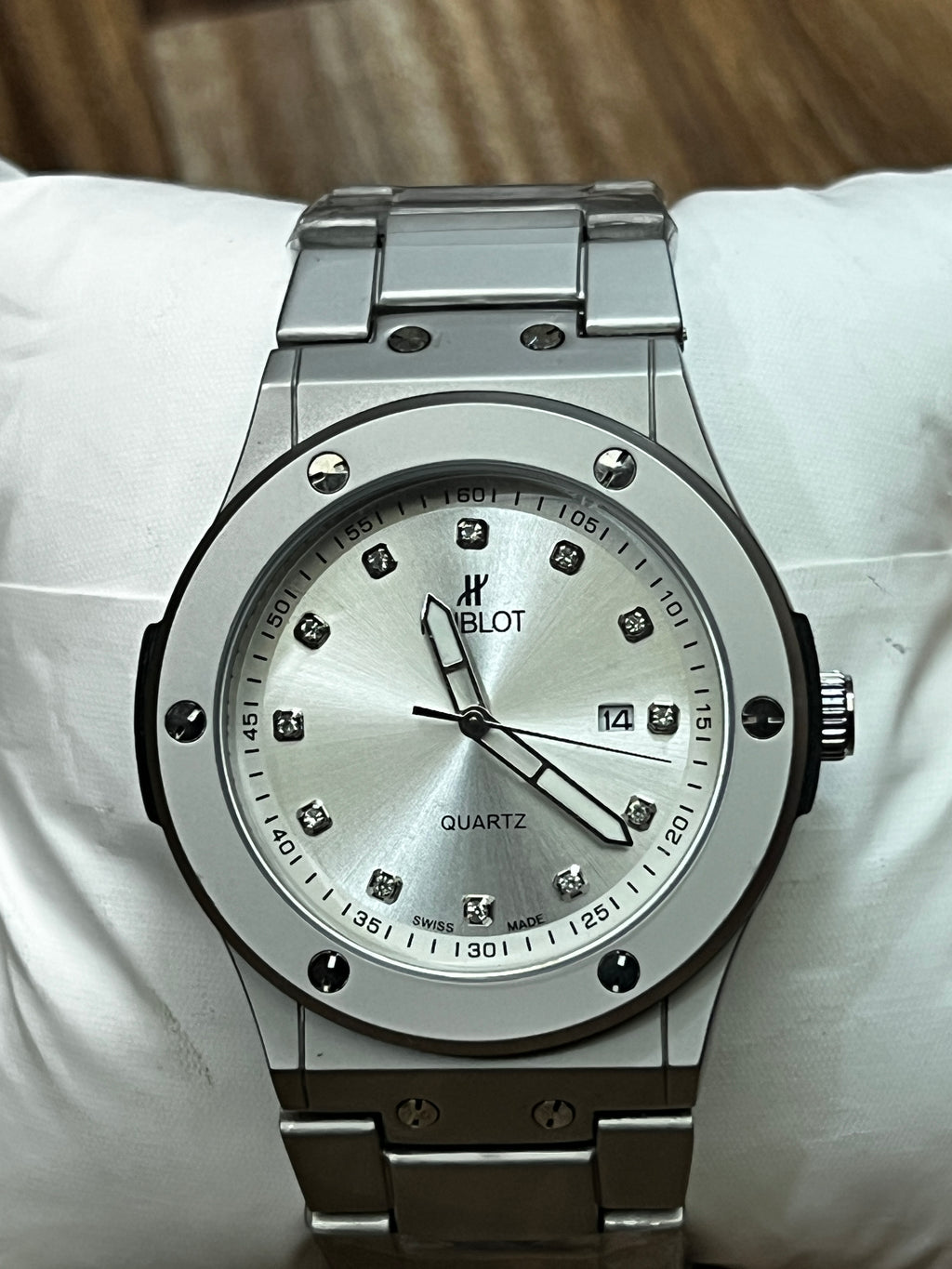 Luxury Hublot Classic Fusion Style Men’s Watch - Premium Silver Quartz Timepiece with Stainless Steel Chain