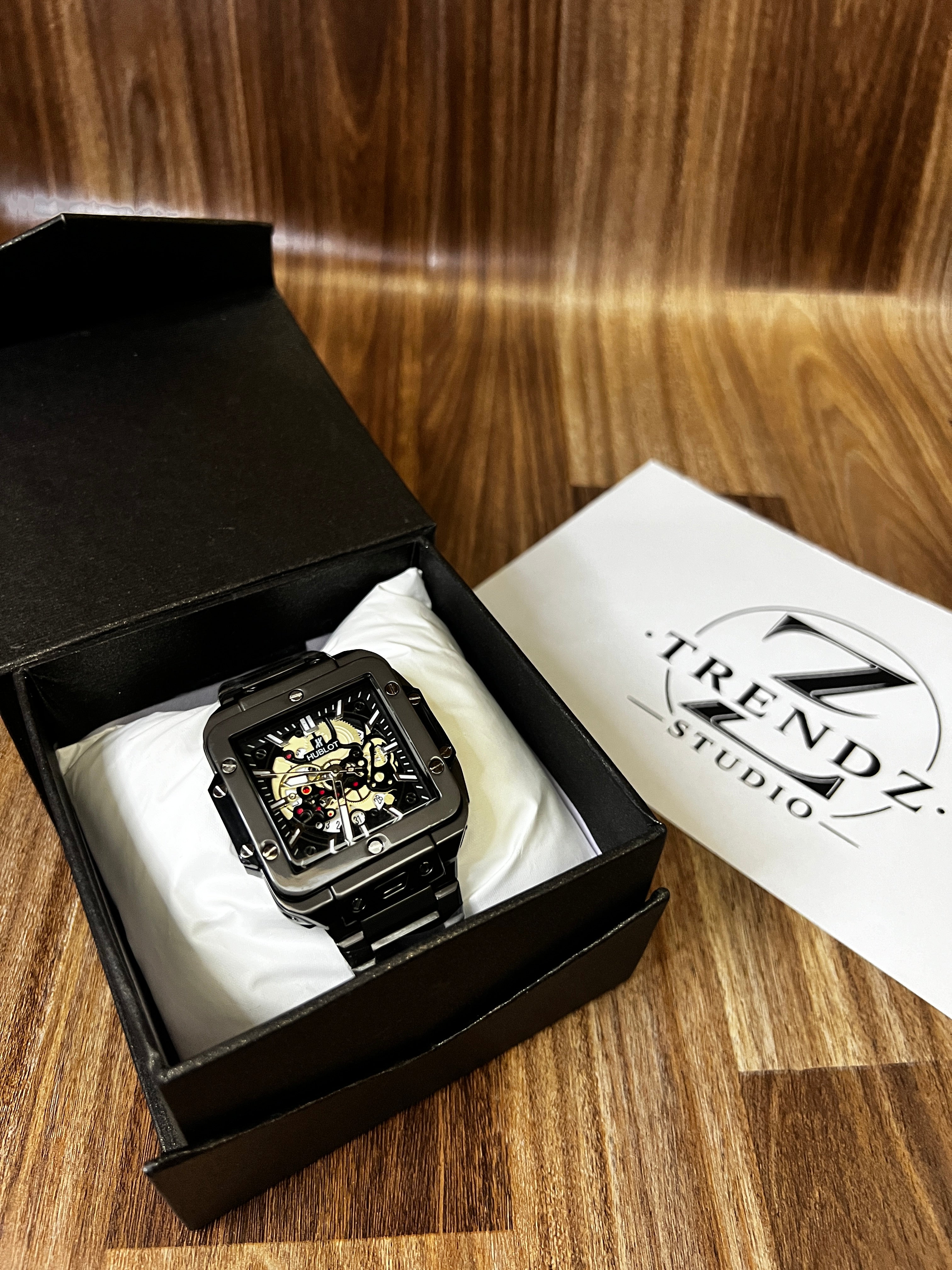 Luxury watch Hublot Square Bang Skeleton Dial Display Black