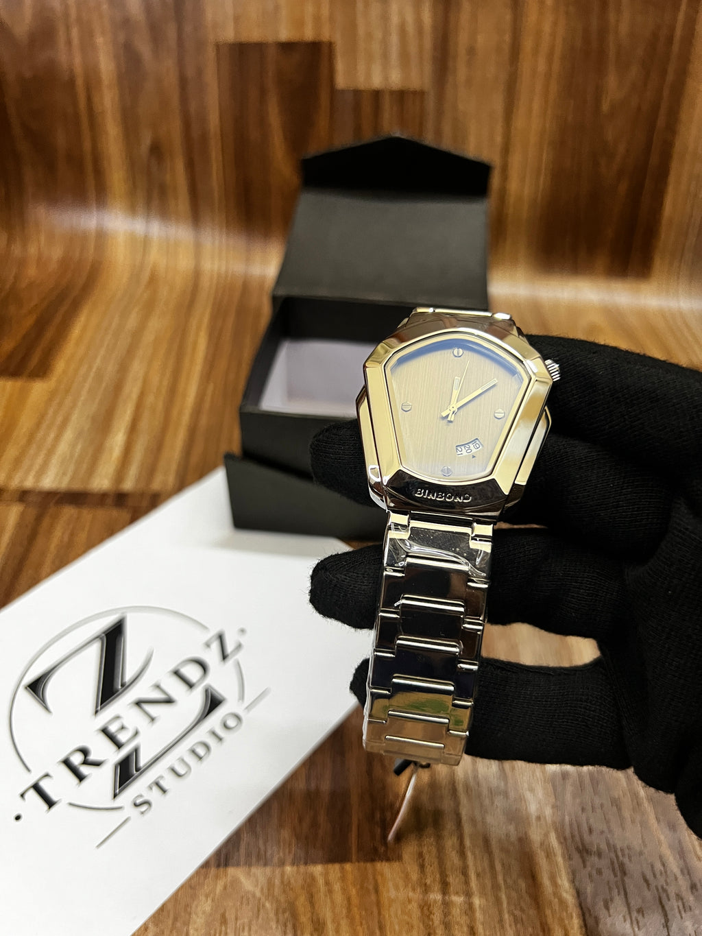Bin Bond Silver Watch for Men – Luxury Stainless Steel Quartz Wrist Watch