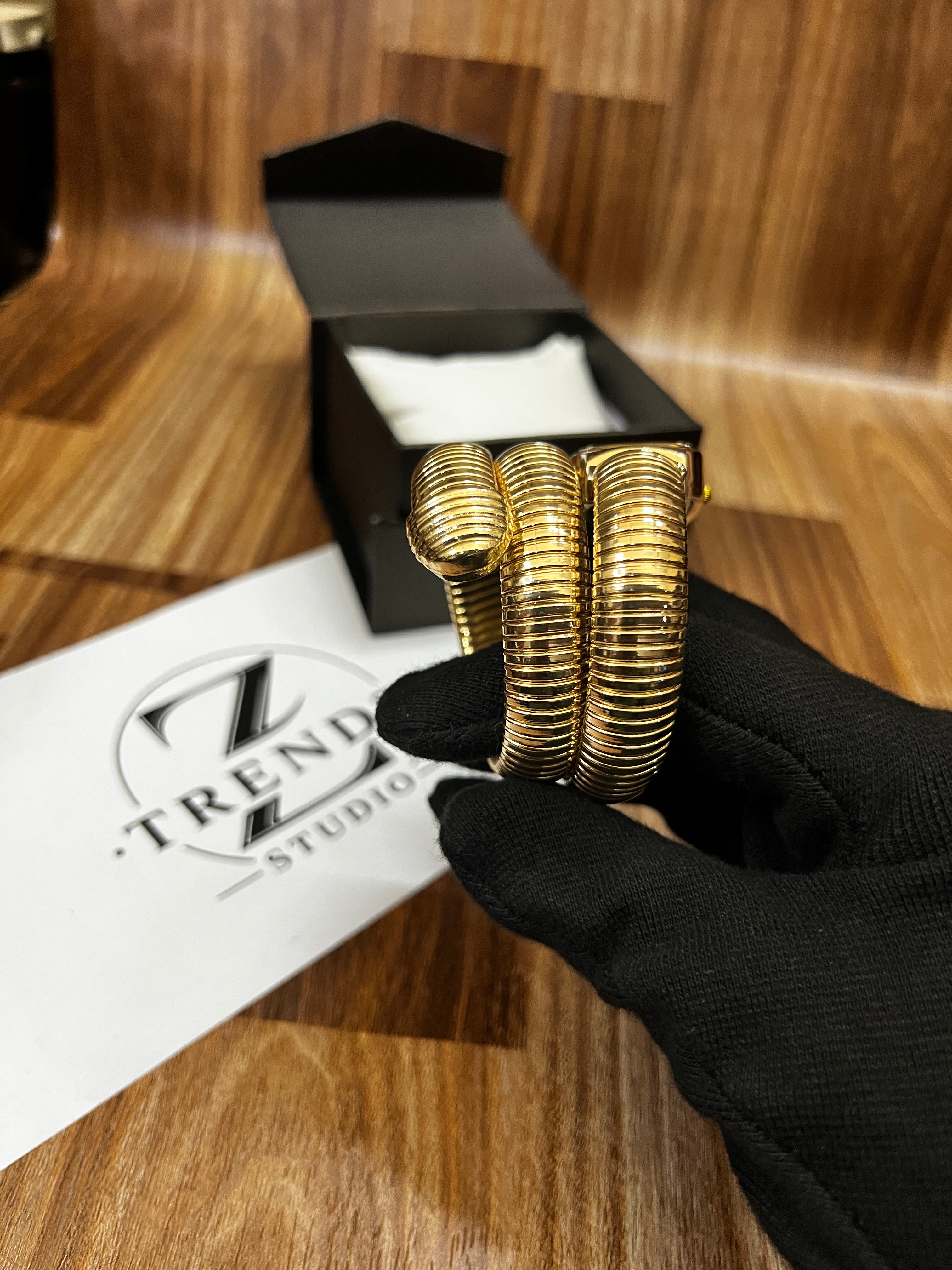 luxury Golden Snake Bracelet Watch