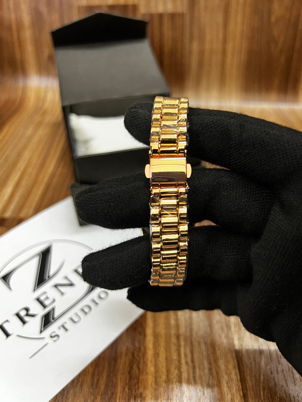 Luxury Datejust-style women’s watch (GOLDEN)