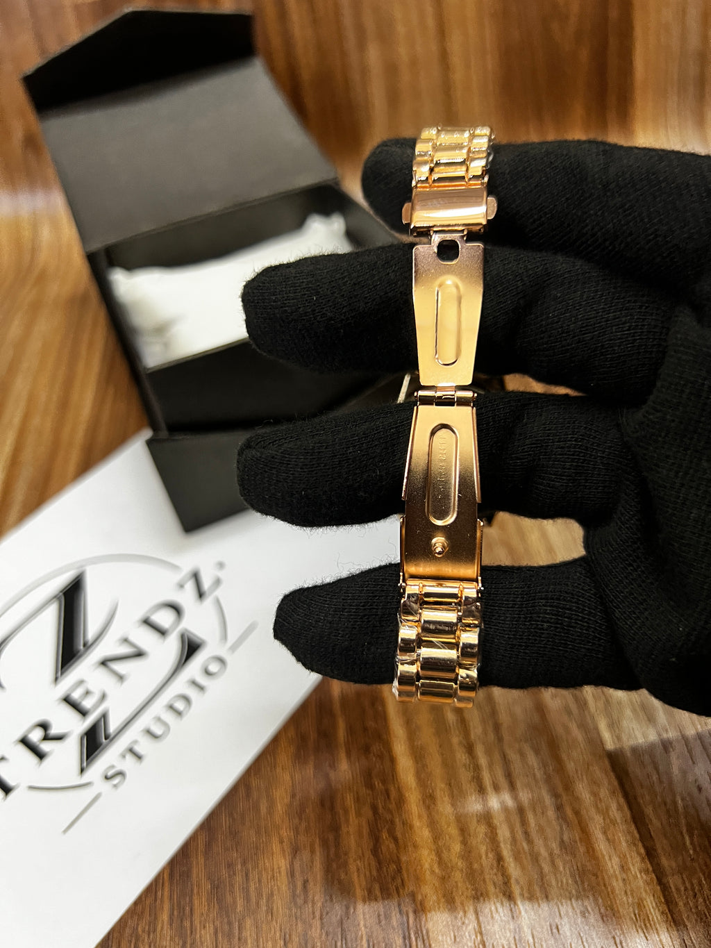 Luxury Datejust-style women’s watch (GOLDEN)