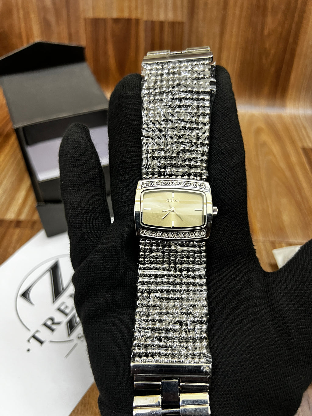 GUESS Women’s Silver-Tone Rectangular Mesh Bracelet