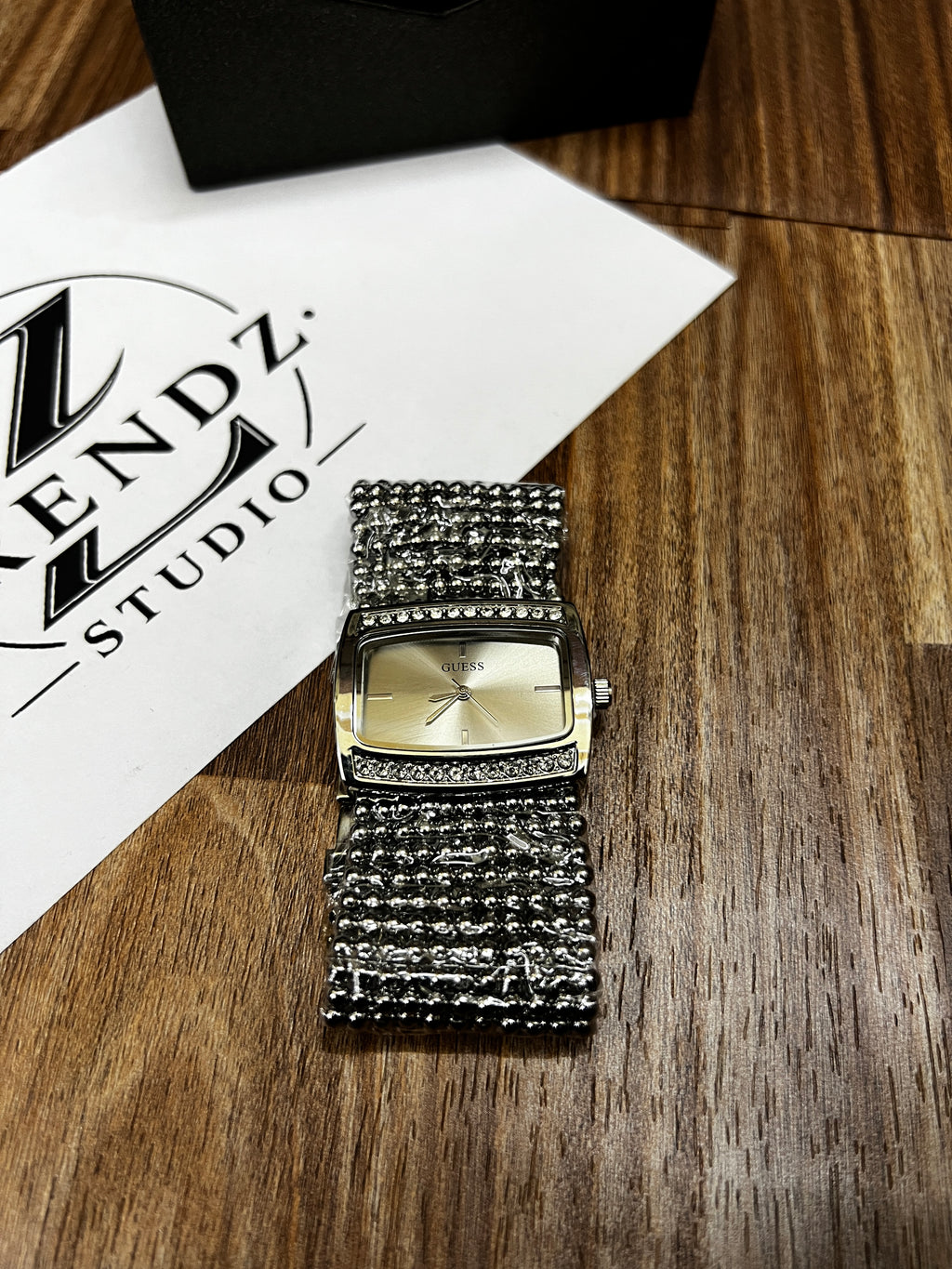 GUESS Women’s Silver-Tone Rectangular Mesh Bracelet