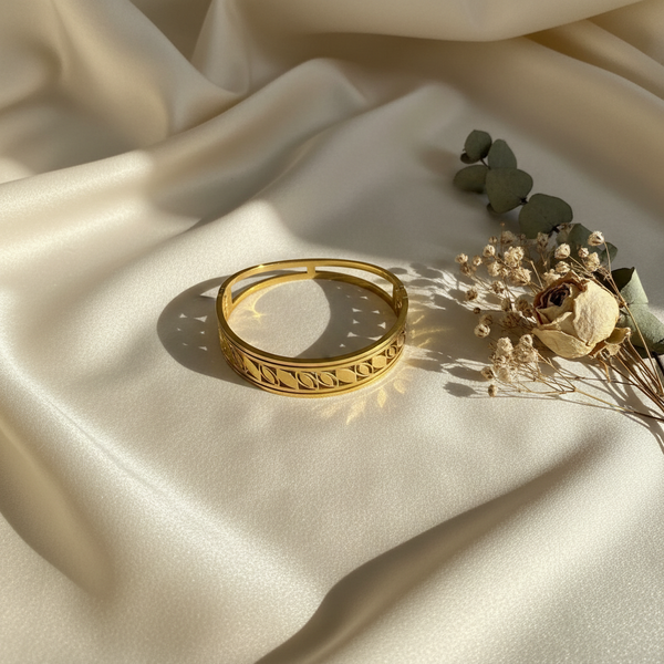 Gold Leaf Cutout Bangle Bracelet