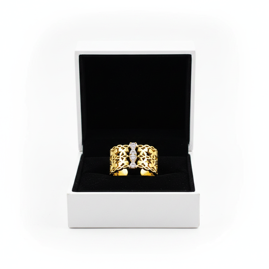 Gold lace ring in premium gift box